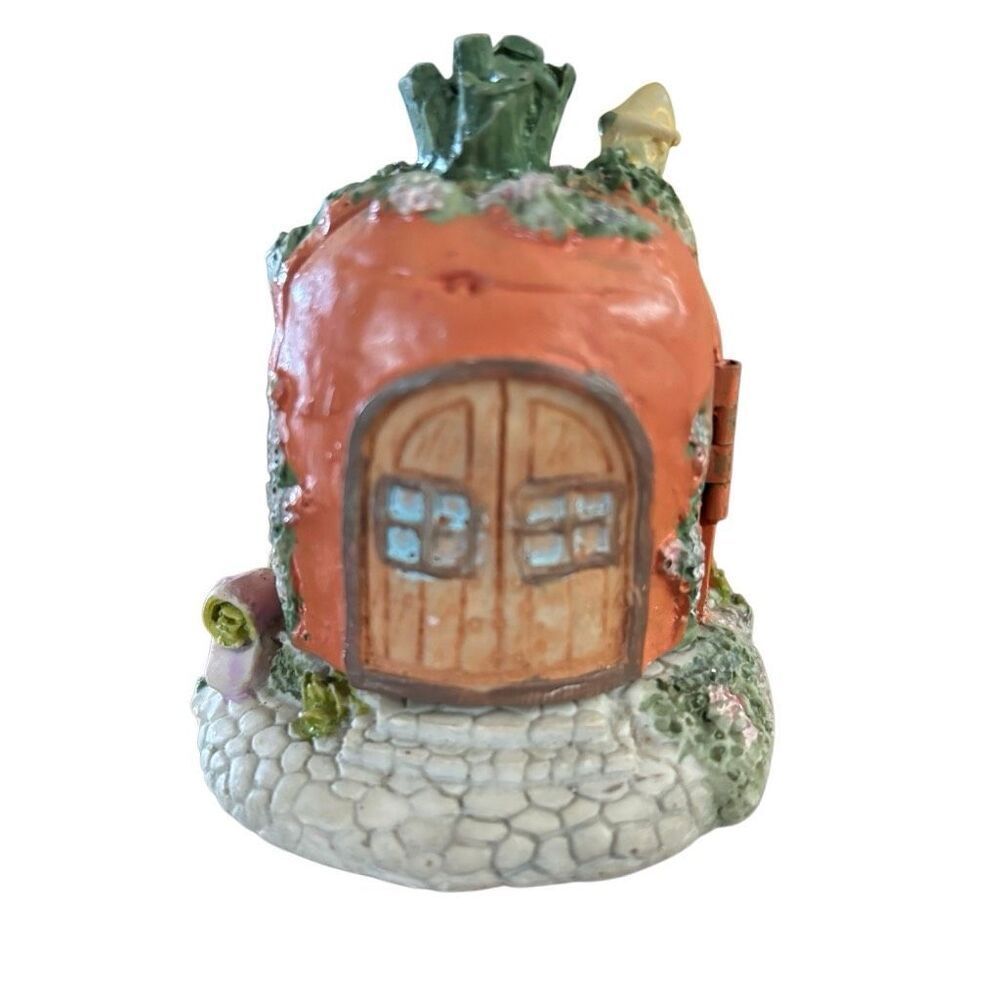 Hermitage Pottery Vintage Carrot Top Bunny House